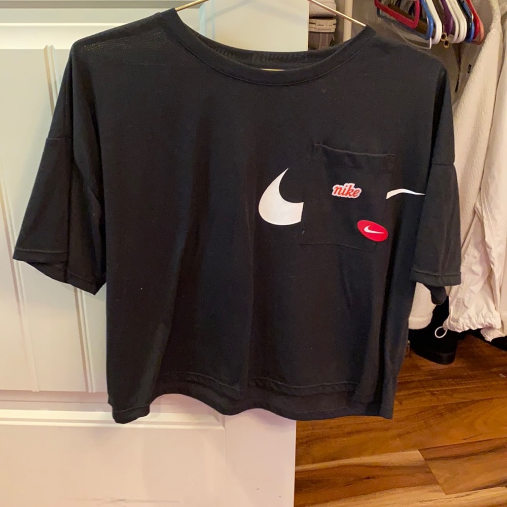 black cropped top